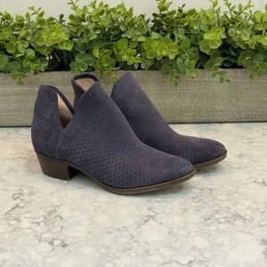 Lucky Brand Women’s Baley Suede Bootie, Moroccan Blue, Size 6